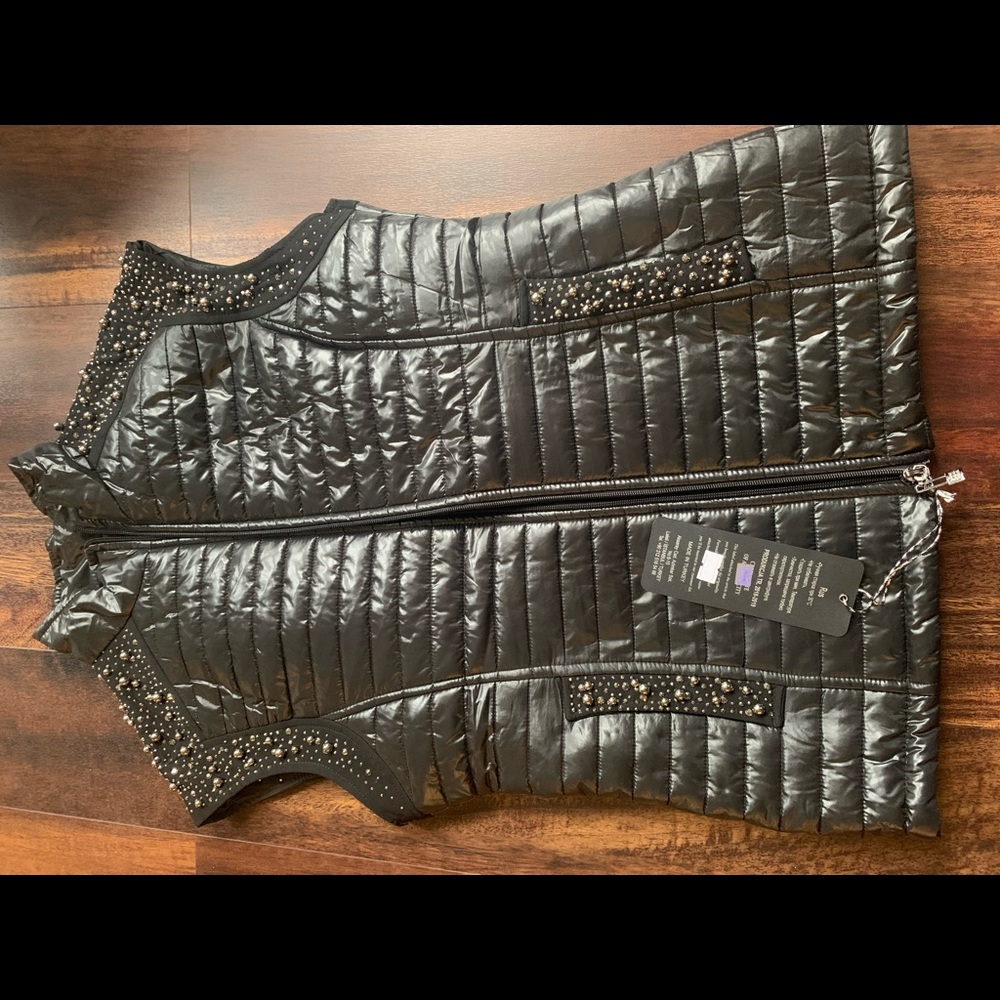 Puffy vest